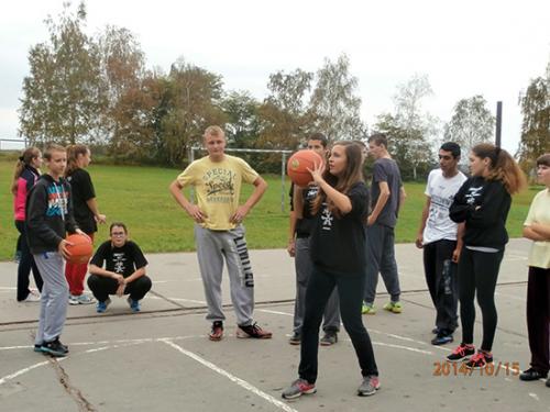 Foto 30: Hod na&nbsp;basketbalový koš